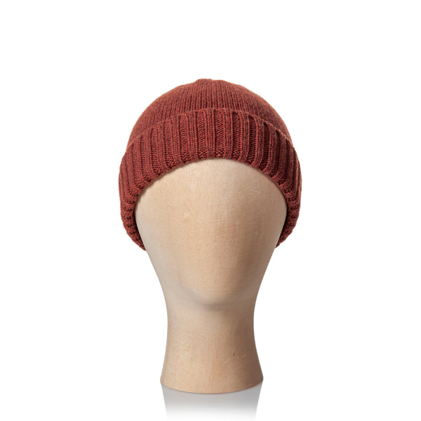 CAPPELLO CON RISVOLTO