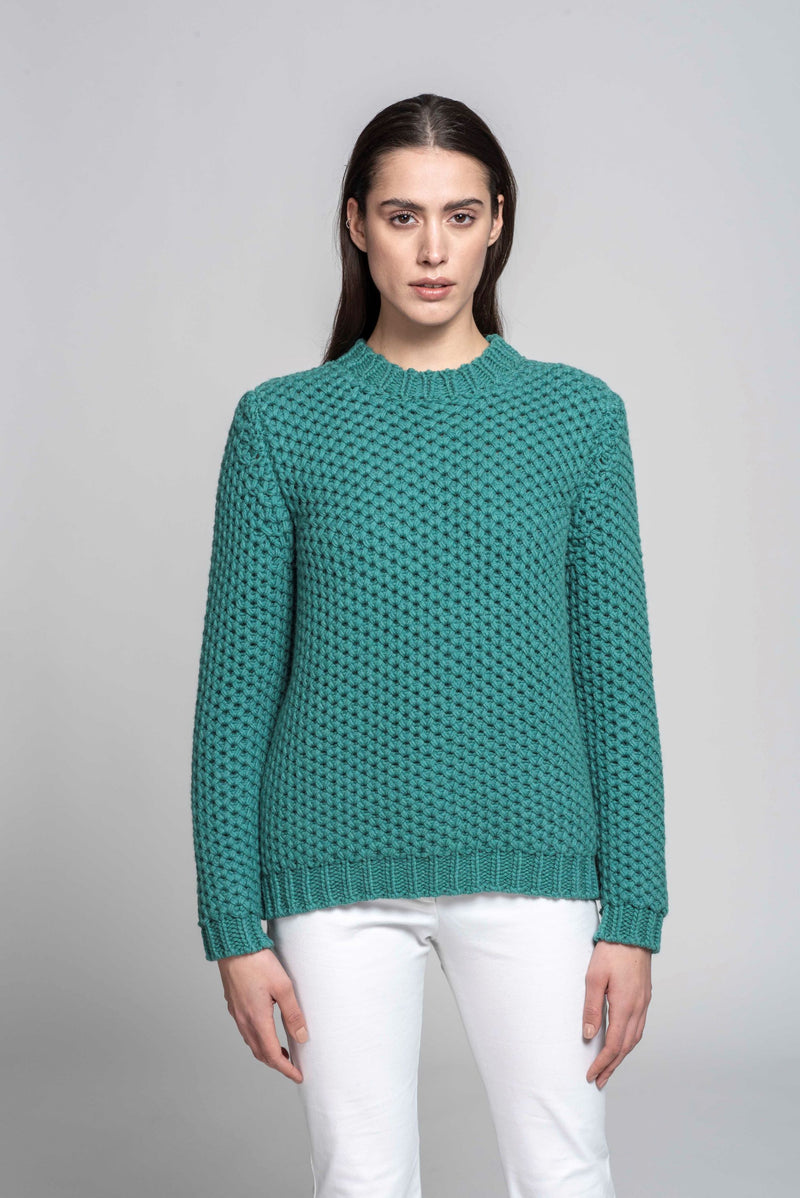 ROUND NECK