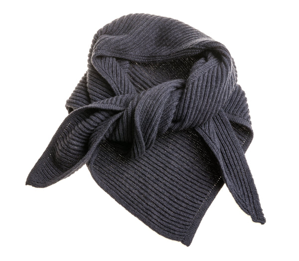 TRIANGLE SCARF