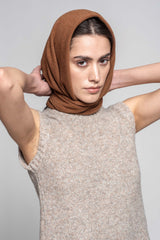 TRIANGLE SCARF