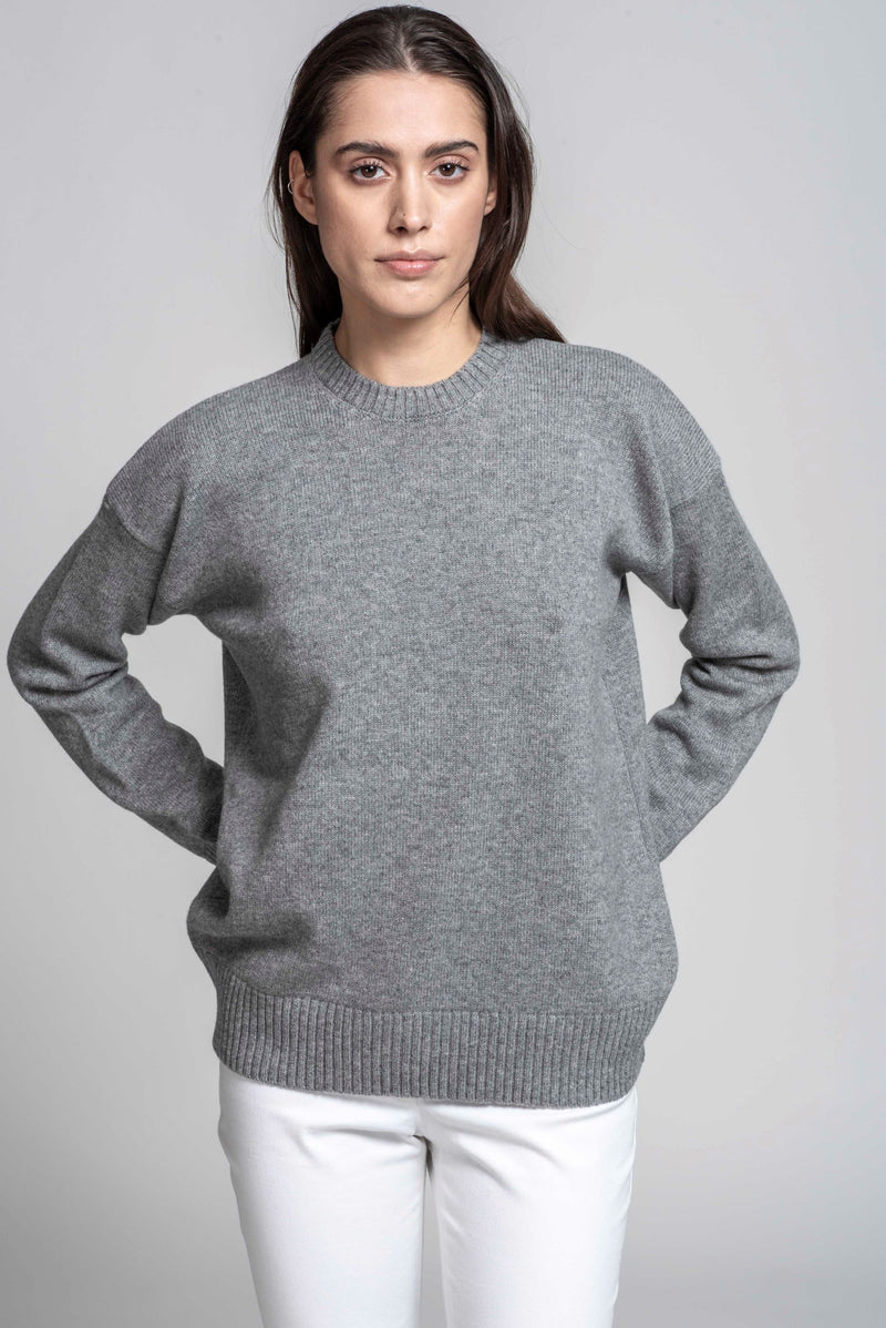 ROUND NECK