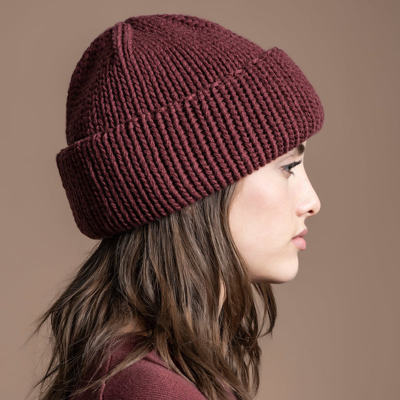 CAPPELLO CON RISVOLTO