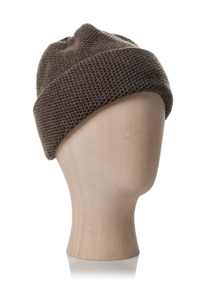 CAPPELLO CON RISVOLTO