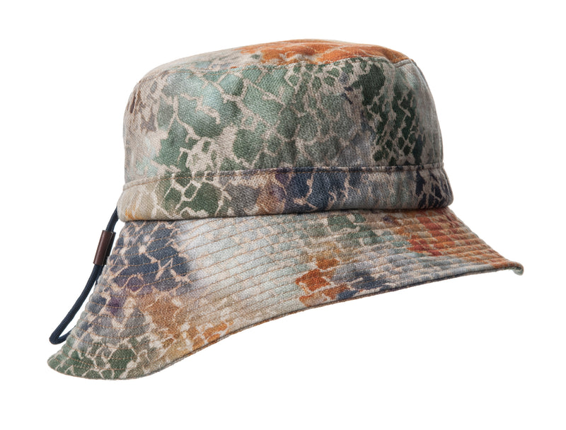 BUCKET HAT