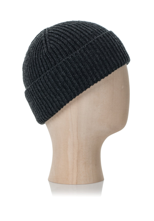 CAPPELLO CON RISVOLTO