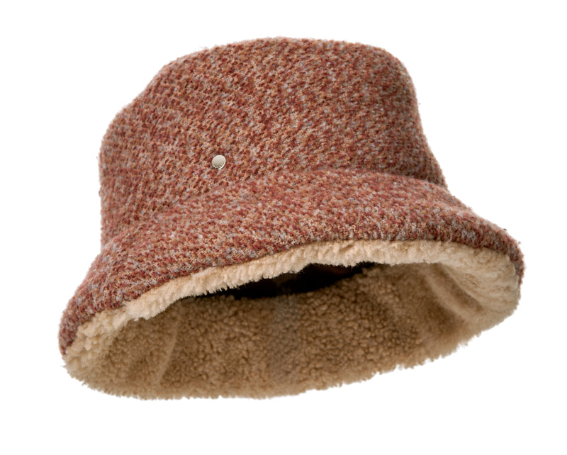 BUCKET HAT