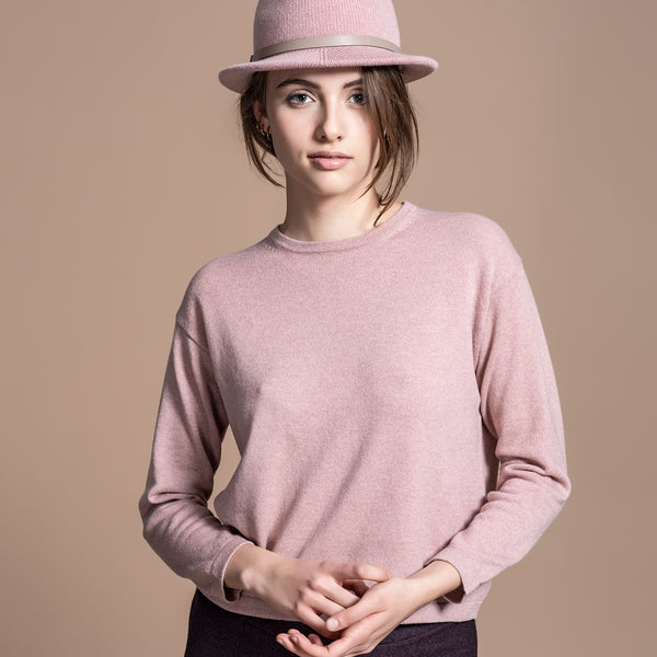 ROUND NECK