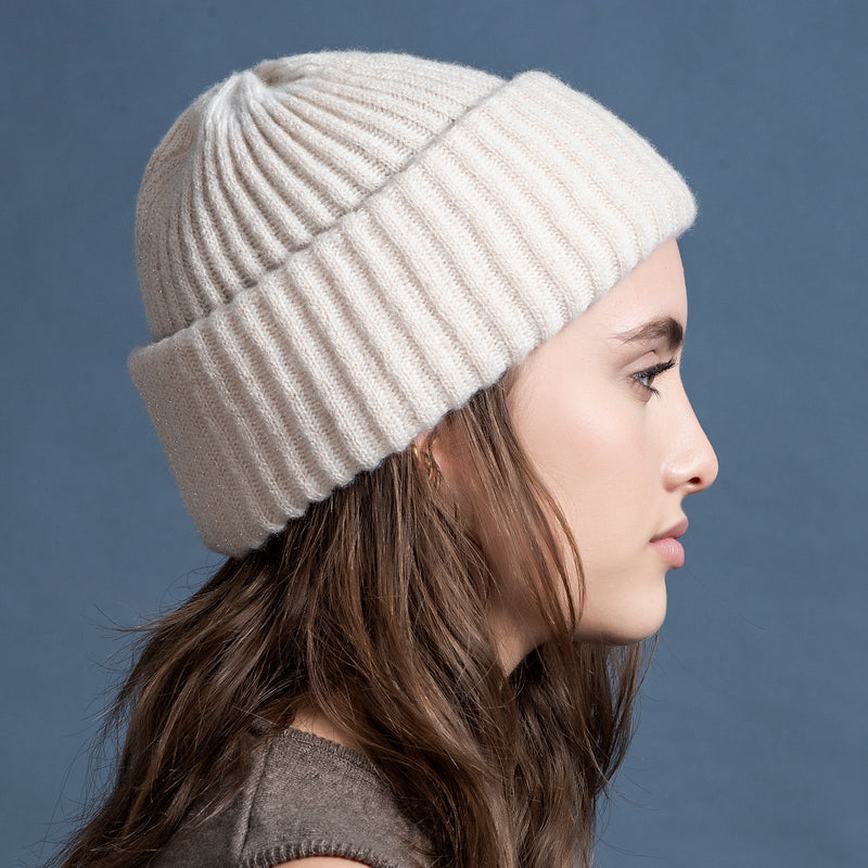 CAPPELLO CON RISVOLTO